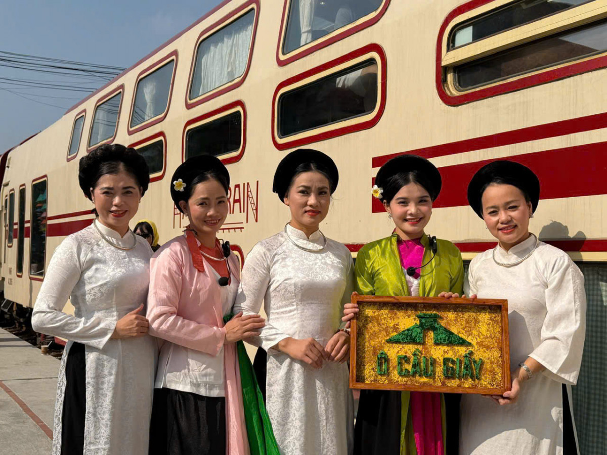 TÀU HÀ NỘI 5 CỬA Ô – HÀNH TRÌNH DI SẢN HÀ NỘI XƯA