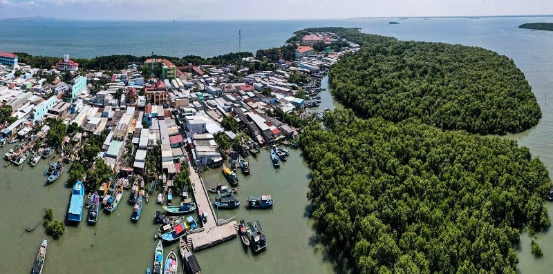 Bay Hà Nội - Cần Thơ khám phá miền Tây sông nước